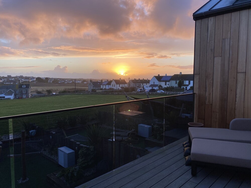 Sennen Skies