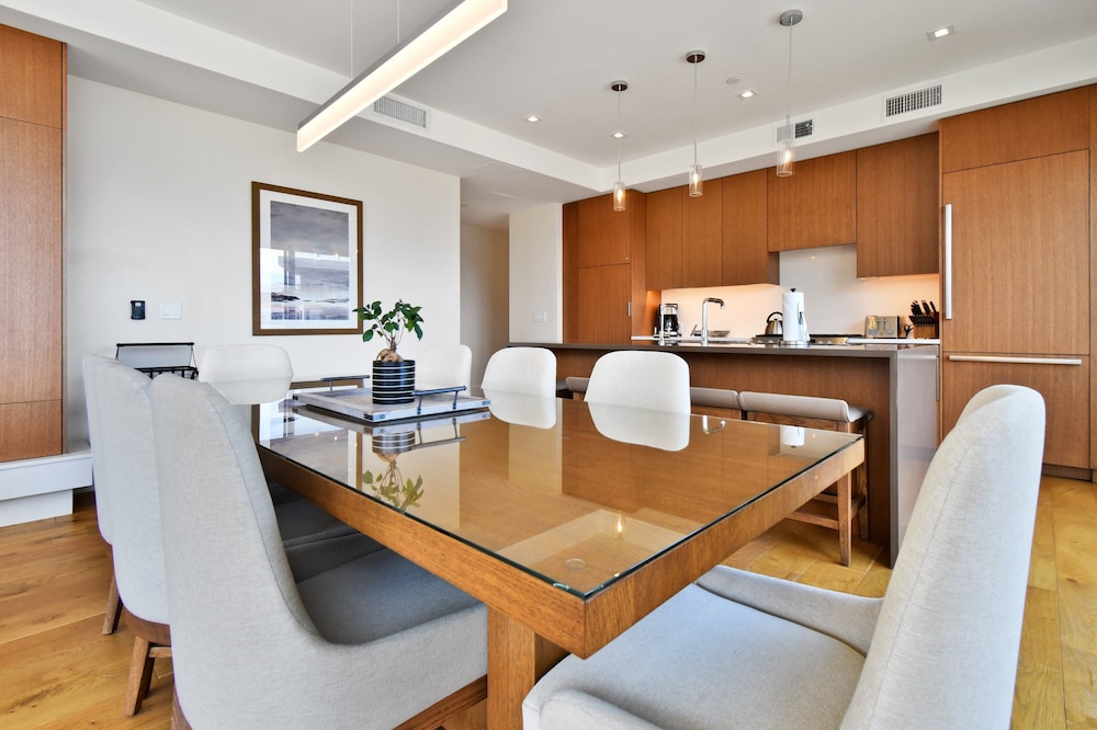 Ski-in out Dream Location With Unparalleled Access Views Amenities Pool Hot Tubs Fitness Center