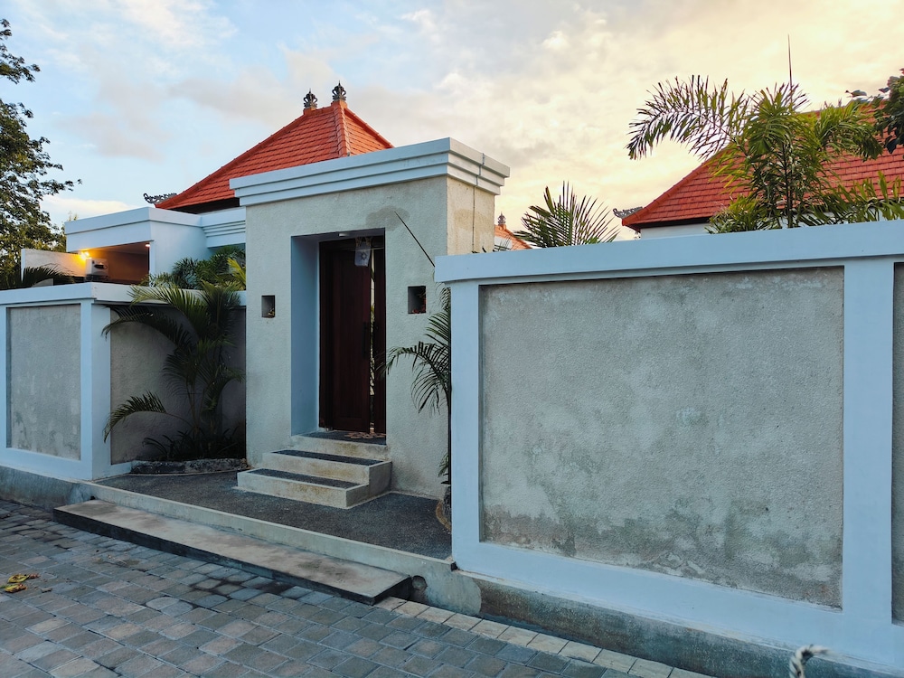 Puri Agastya Ungasan