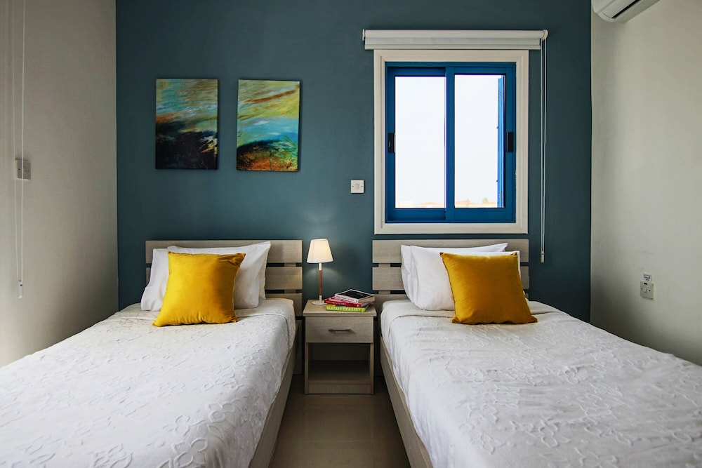 Phaedrus Living Villa Agios Therissos view 2