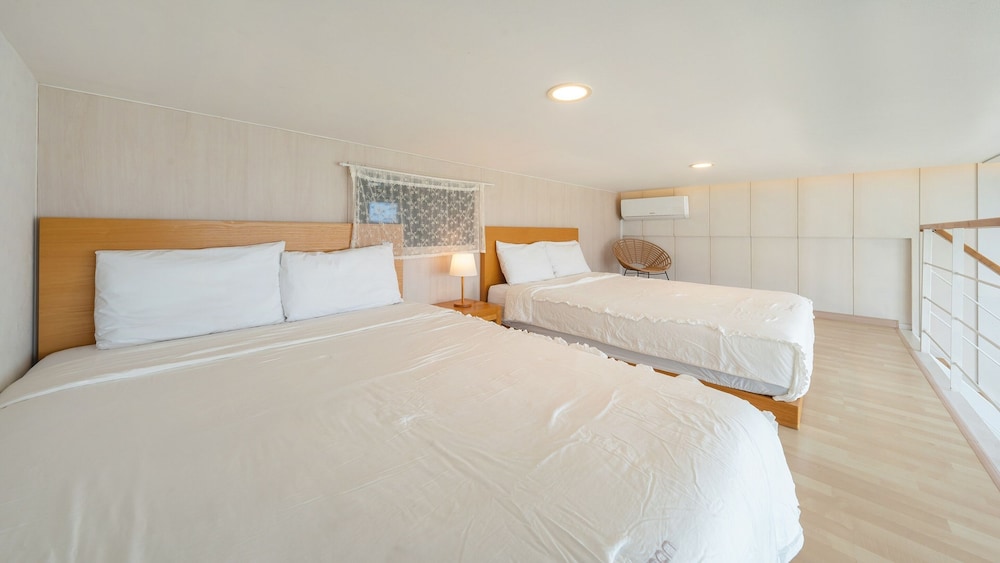 Yeosu Sorrr Spa Oceanview Pension