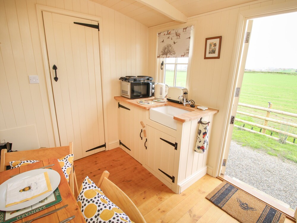 Le Petite Pound House
