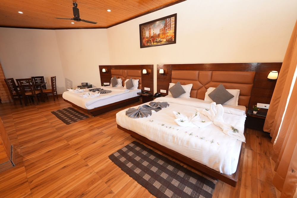 DALLAS EXPRESS HOTEL