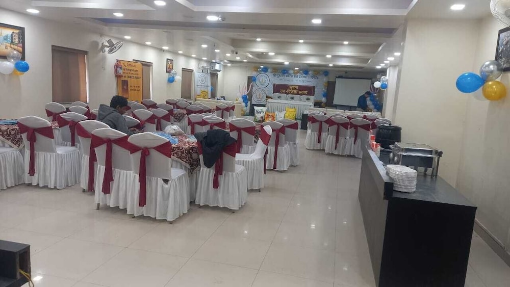 Hotel Max INN