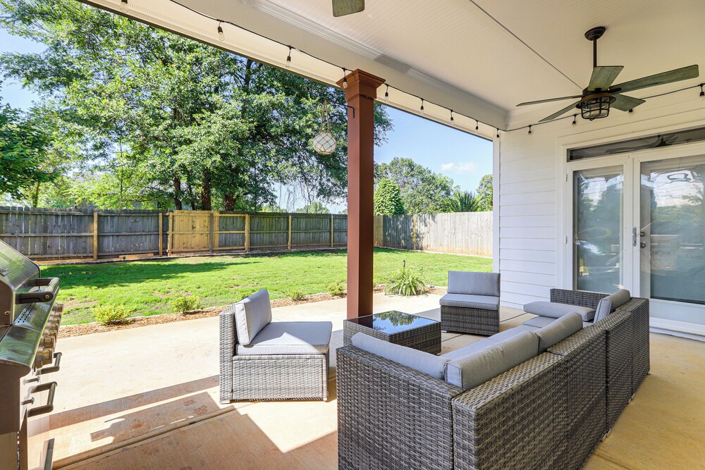 West ATL Home w/ Great Outdoor Space: 4 Mi to Dtwn