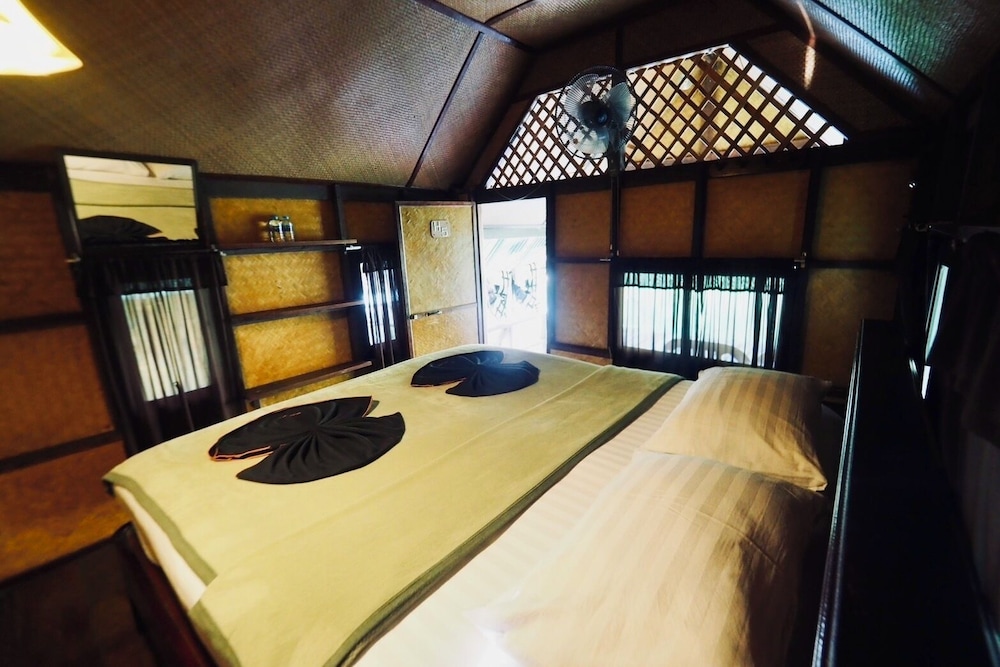 PraiwanRaftHouse