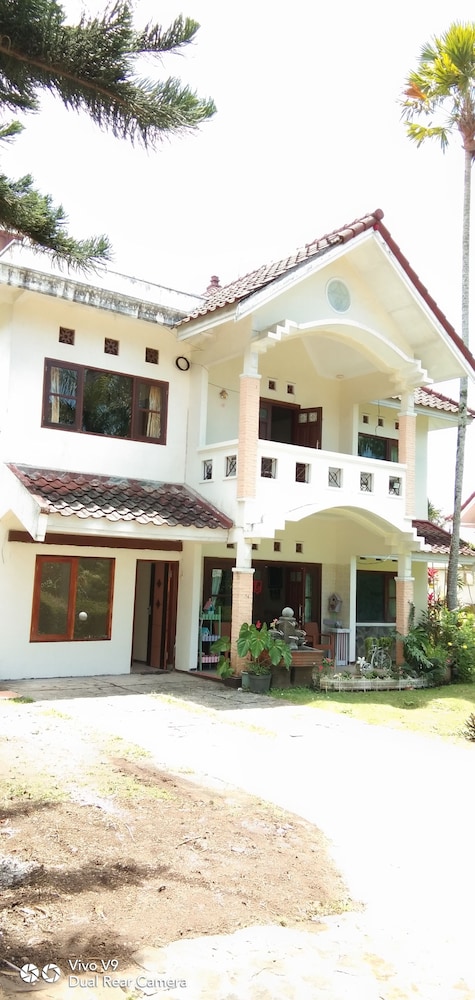 Villa Agro Kusuma Batu Malang