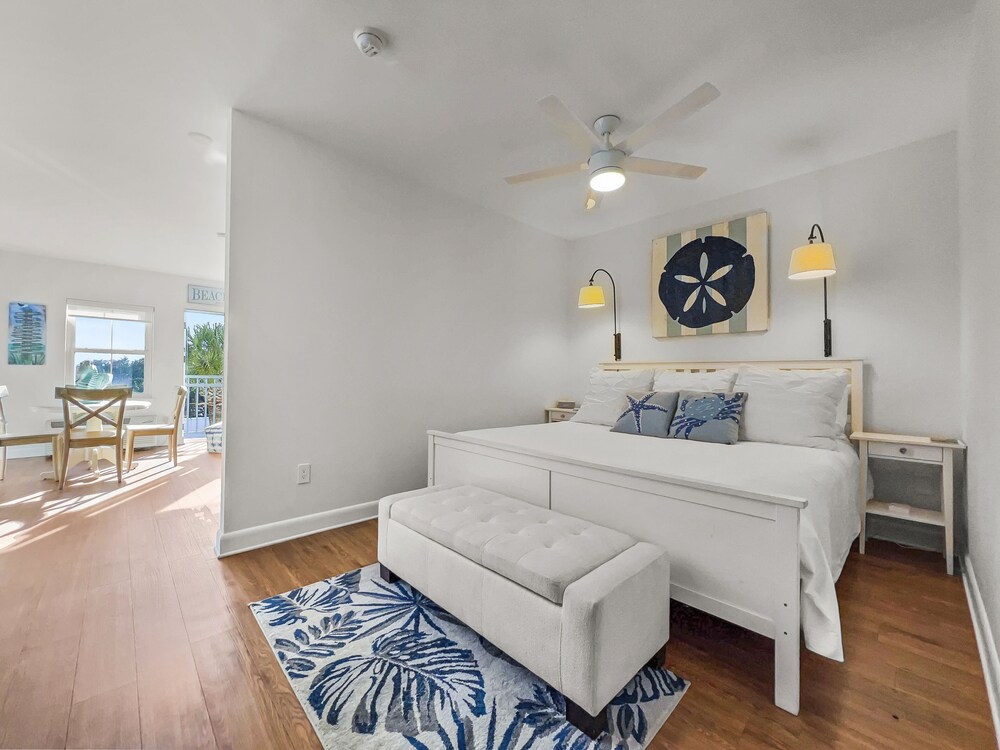 Golden On 30a 1 Bedroom Condo by RedAwning view 3