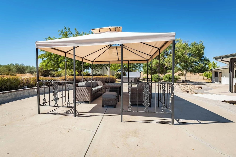 Olive Ranch House