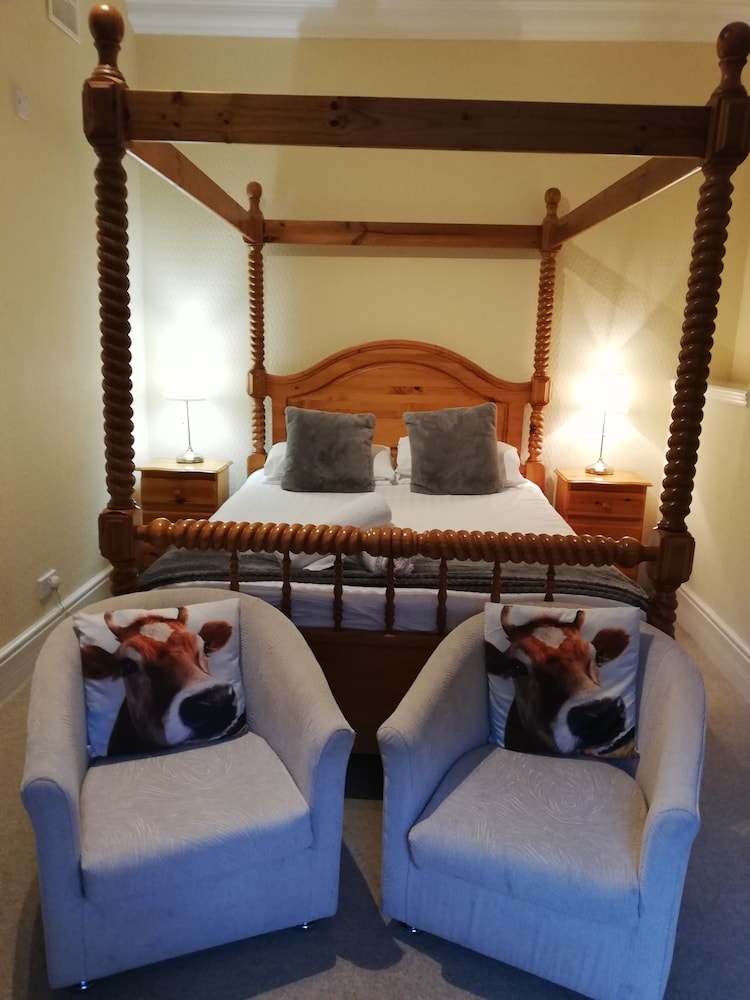 Newton House Hotel