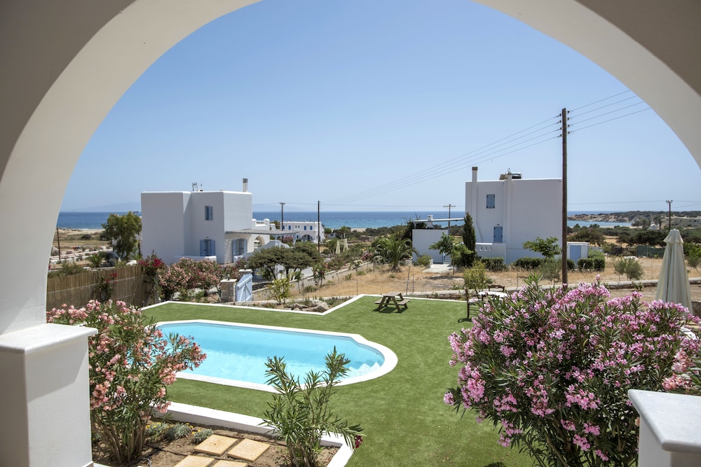 Naxian Resort