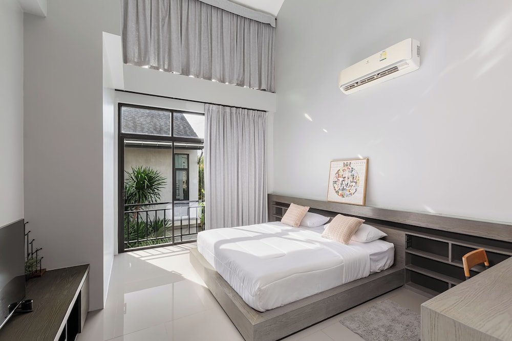 3-Bedroom Wallaya pool villa in Bangtao