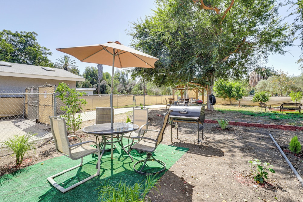 Pet-friendly Apt 11 Mi to Dtwn San Diego!