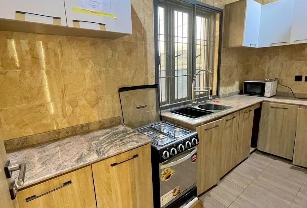 Deroche Apartment