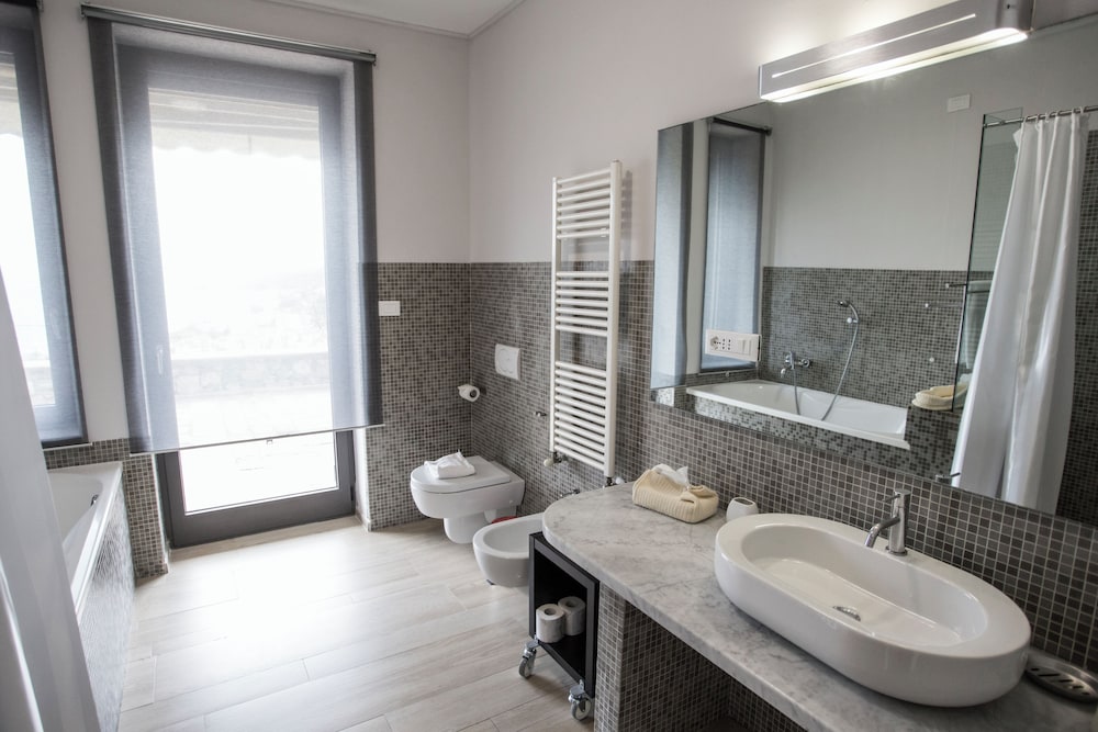 Mira-mare Apartments & Suites