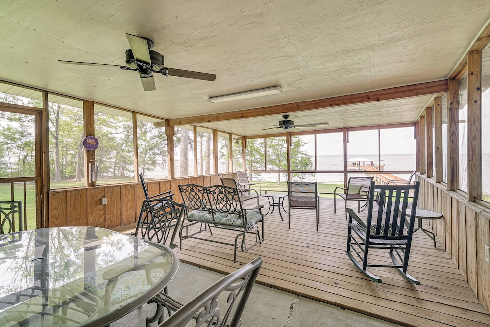 Lakefront Gem w/ Boat Dock & Fishing Pier in Many