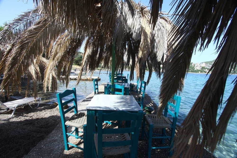 Mantas Bay Apartments
