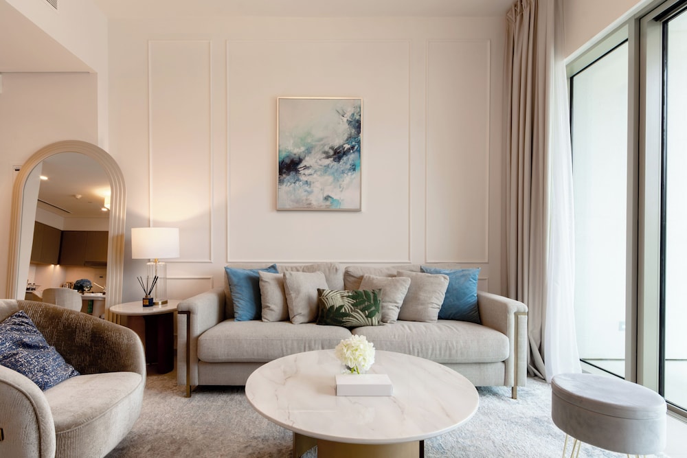 Grande Signature Residences - Downtown