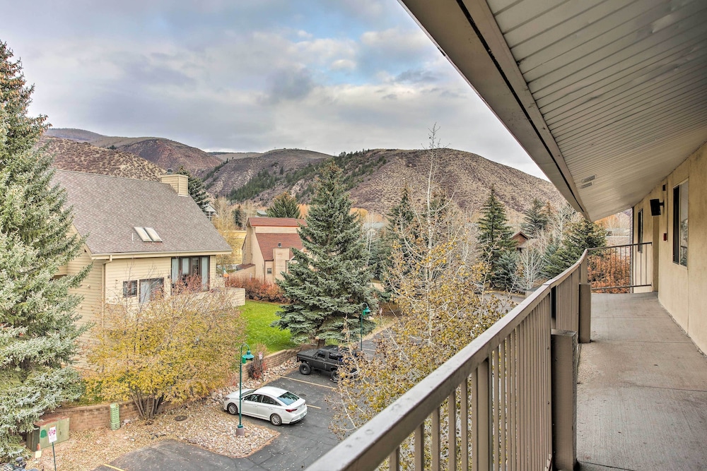 Colorado Escape w/ Pool Access & Mountain Views! view 3