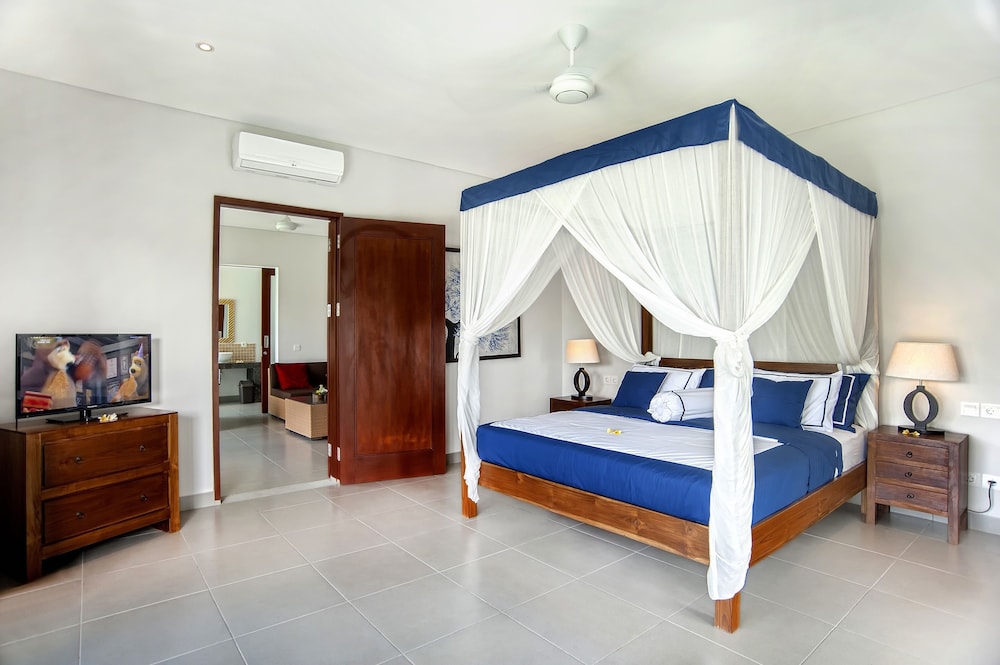 Villa Yenian by Villa Finder