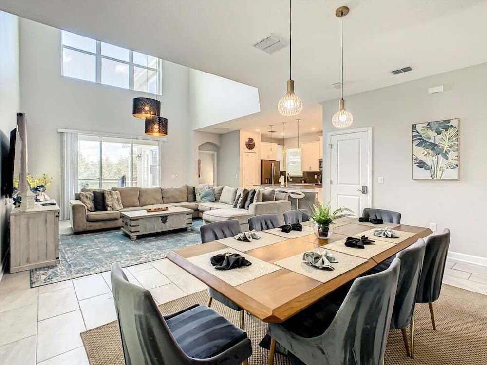 Luxury 5br Villa Near Disney Pool & Golf Retreat 5 Bedroom Villa