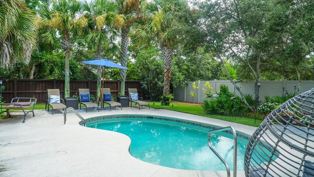 Shell Yeah by Avantstay Seagrove Pet-friendly Private Pool