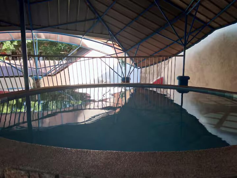 Junivsel's Beach House With Private Pool