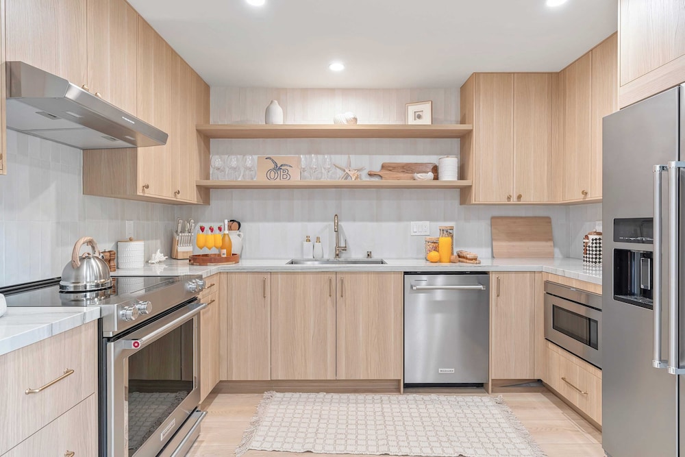 Point View Luxe by Avantstay 5BR Coastal Stay w/ En-suites & Kitchen