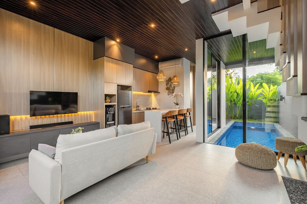 Private Villa Ayra 8D 10min MelastiBeach