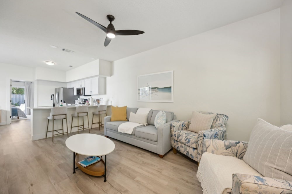 322 S. 5th Street Unit A 3 Bedroom Townhouse