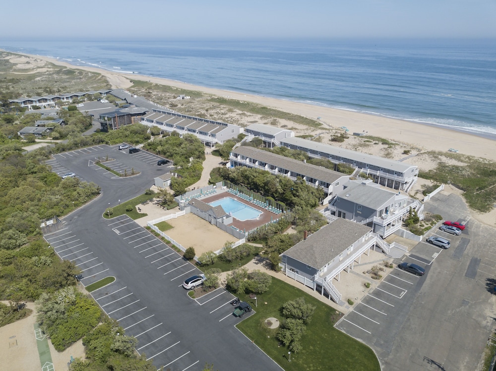 Sea Crest Resort