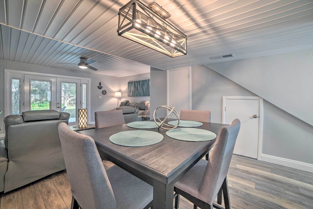 PCB Townhome: Walk to Beaches, Resort Amenities!
