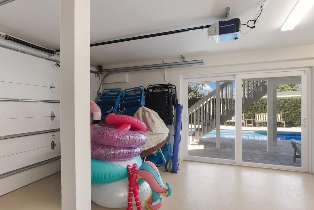 Surf Riders 4 Bedroom Home