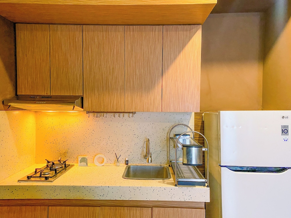 Comfy 2Br At Pakubuwono Terrace Apartment
