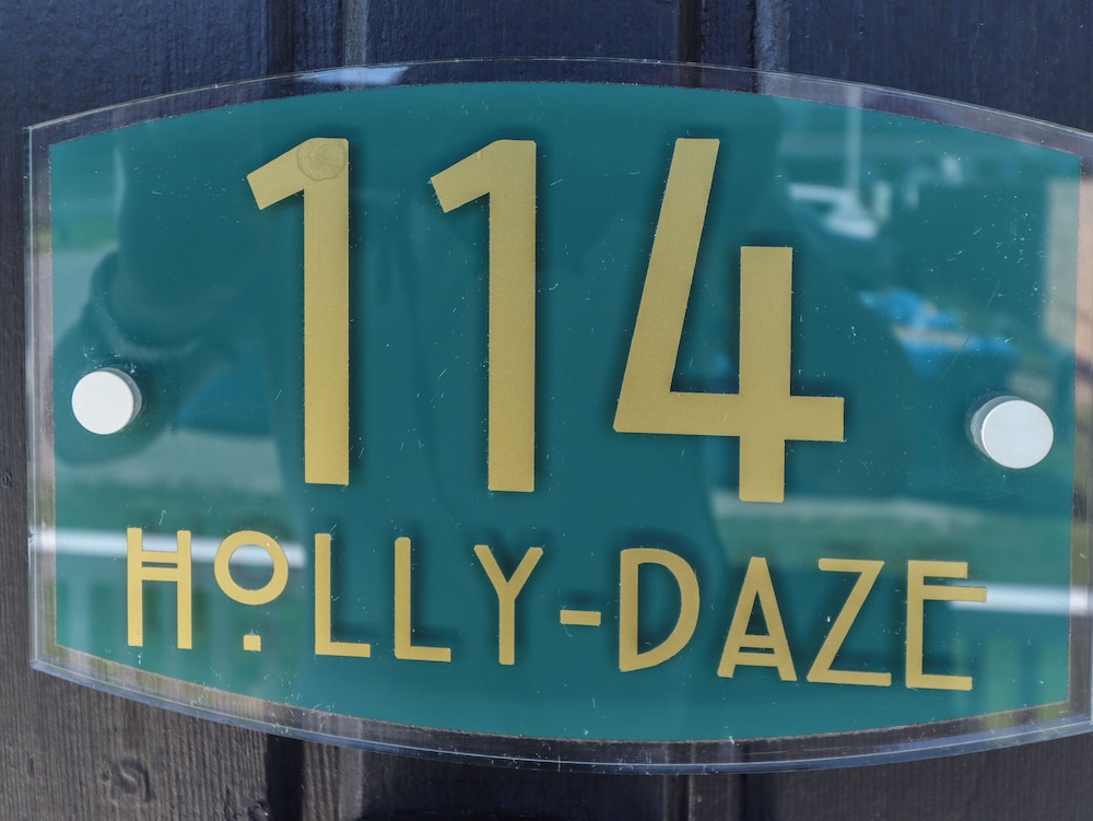 114 Cherry Park