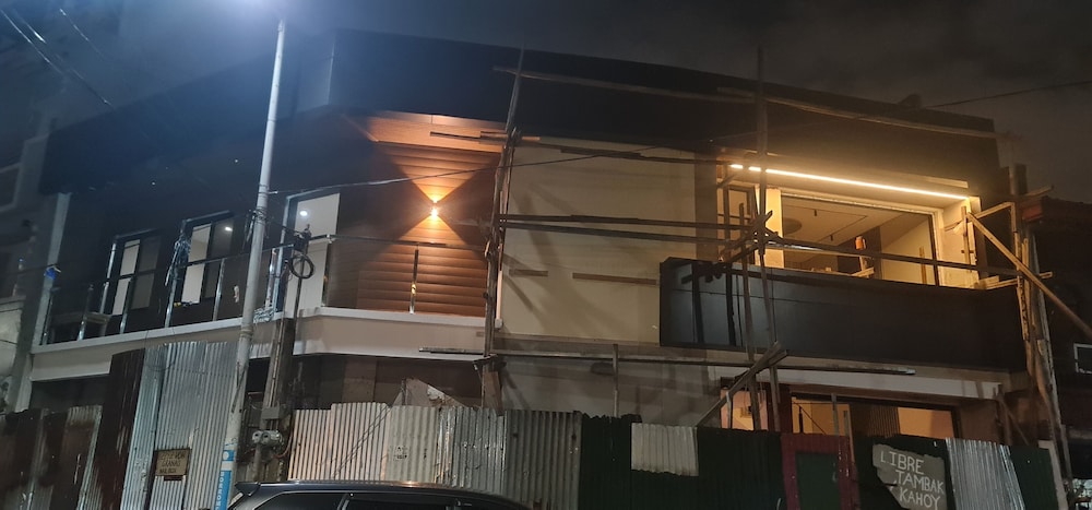 BuenaSentro Hostel