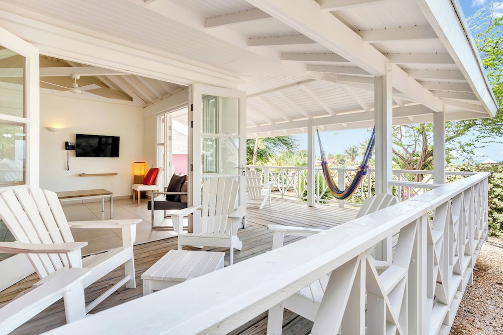 Chogogo Dive & Beach Resort Curacao