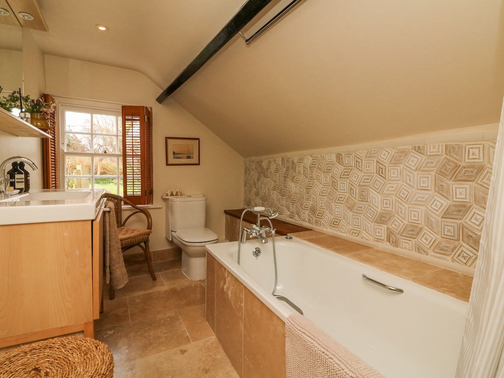 Blackbird Cottage