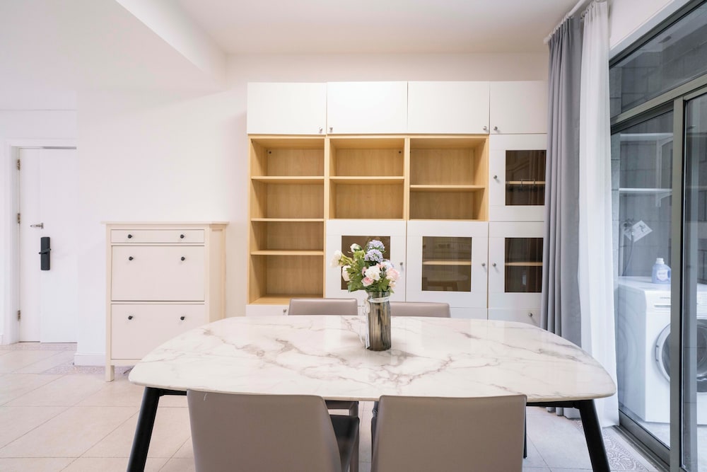 Tyms Family 3BR 2BA APT Crystal Garden