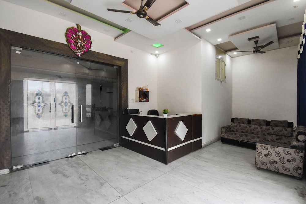 OYO 48899 Hotel V Seven - Property Image 28