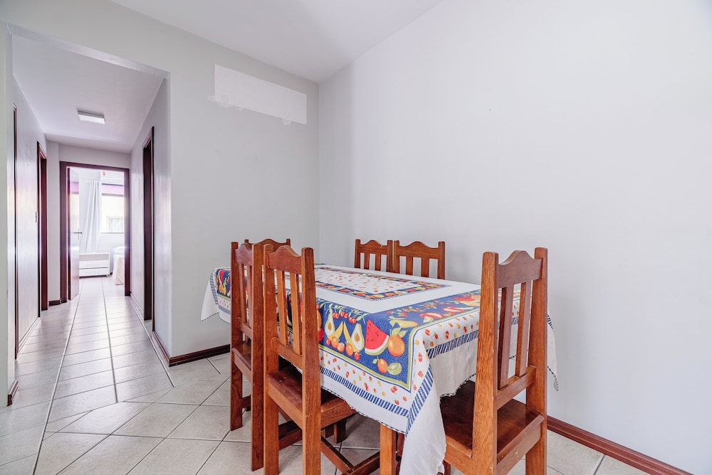 Apt w/ Balcony 150m From Sea Meia Praia Rcb405