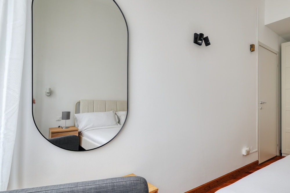 JOIVY Welcoming 3BR Flat in Milan Centre