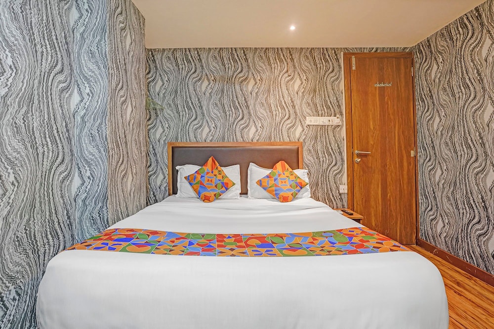 Fabhotel Maahi Residency