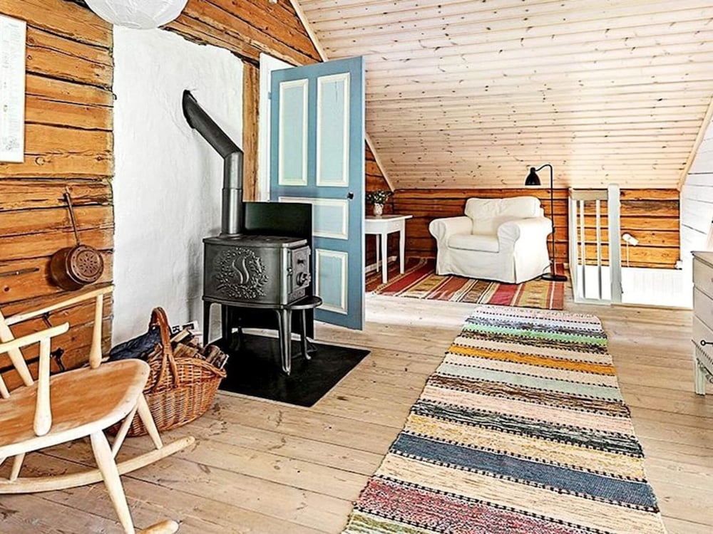 10 Person Holiday Home in Skillingaryd view 5