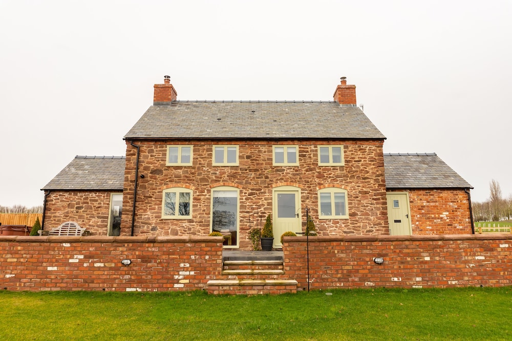 Hotel The Patches - Image 1