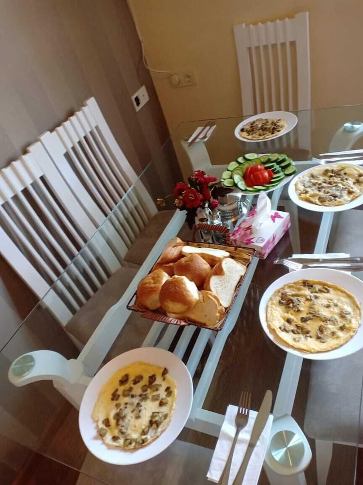 Yerevan Vacations - Bampy Hostel - Property Image 11