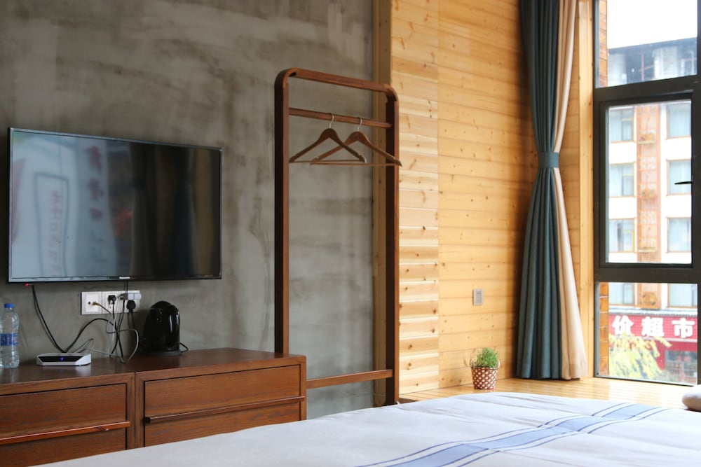 Jingshuihuajian Boutique Inn