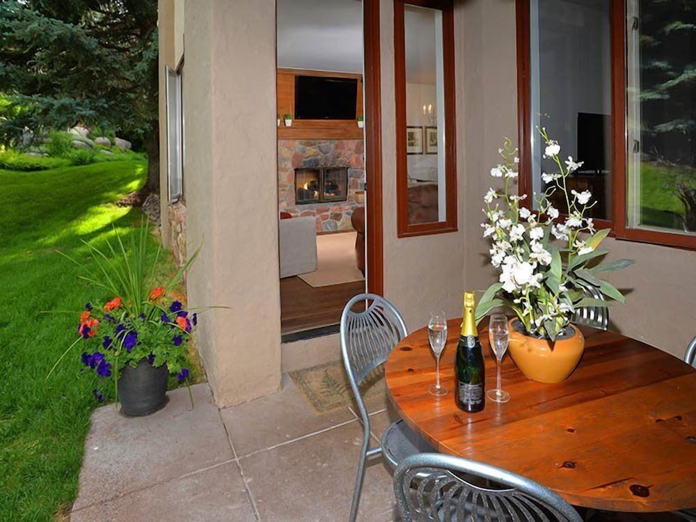 Edwards Vacations - Arrowhead Village Condo - 104 Seasons Lodge - Property Image 8