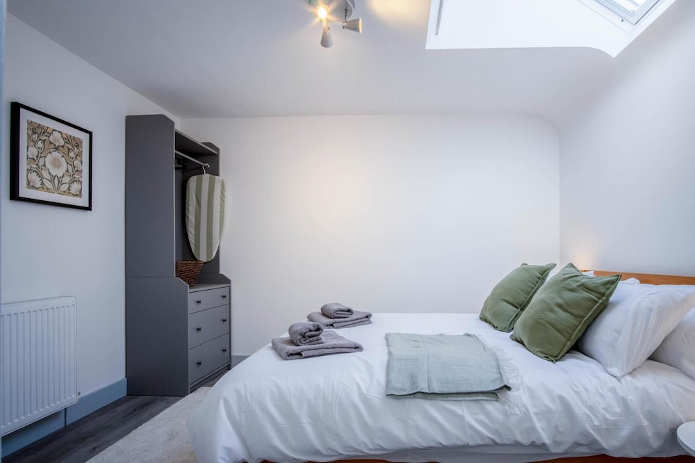 Sandy Steps - 1 Bedroom Apartment - Tenby