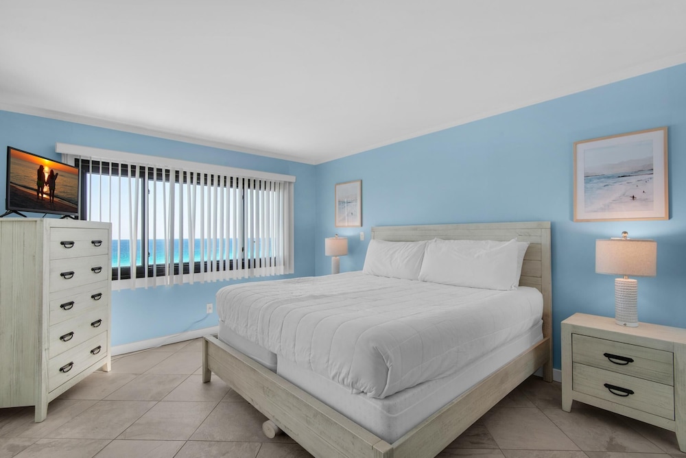 Emerald Towers 503